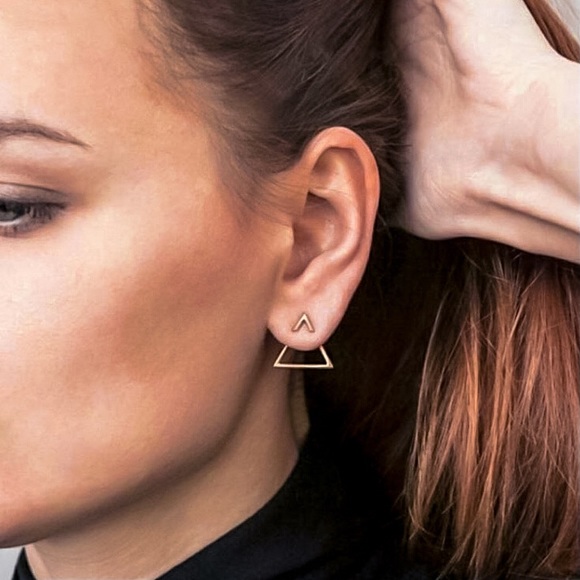 ⚜️[𝟯/$𝟭𝟴]⚜️NEW Triangle Minimalist Jackets - Picture 3 of 12